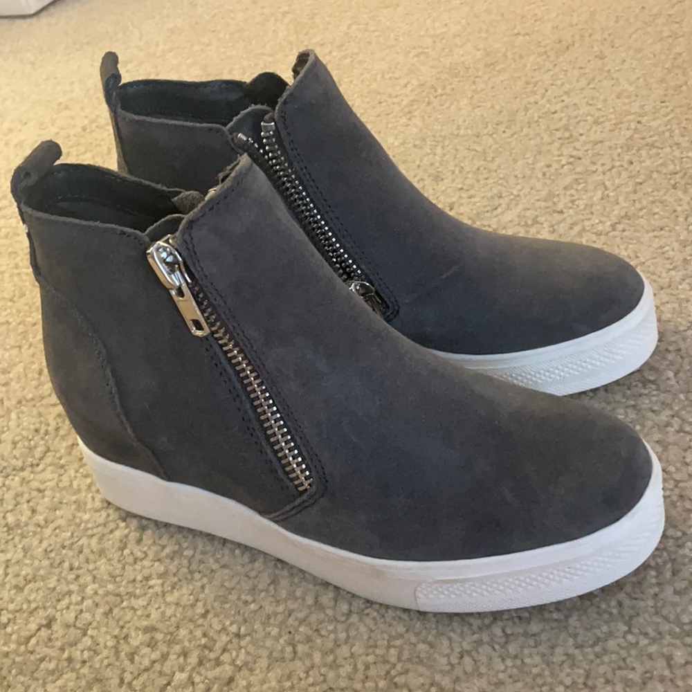 NWT Steve Madden Women’s Wedgie Sneaker